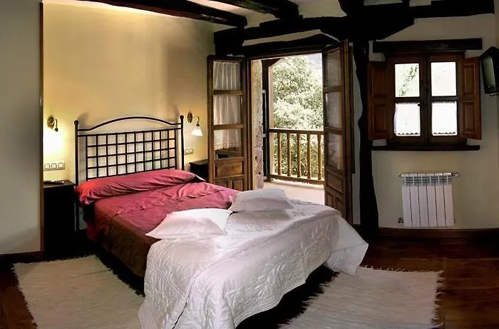 Country house La Casa De Arcas